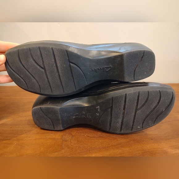 Clarks Bendables - Picture 8 of 10